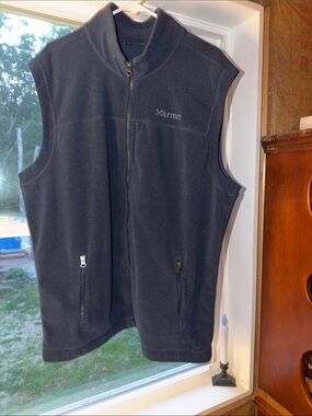 XXL Marmot Navy Men's Fleece Vest with Zip Pockets